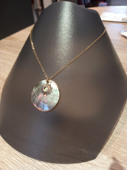 Collier sun effet nacré